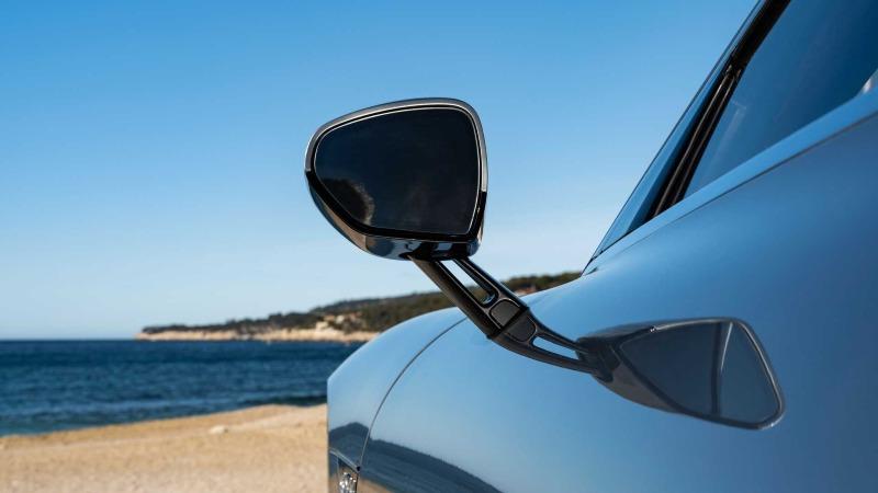mercedes-benz-vision-eqxx-concept-exterior-side-mirrors.jpg