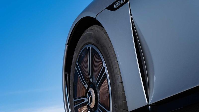 mercedes-benz-vision-eqxx-concept-exterior-fender-aero.jpg
