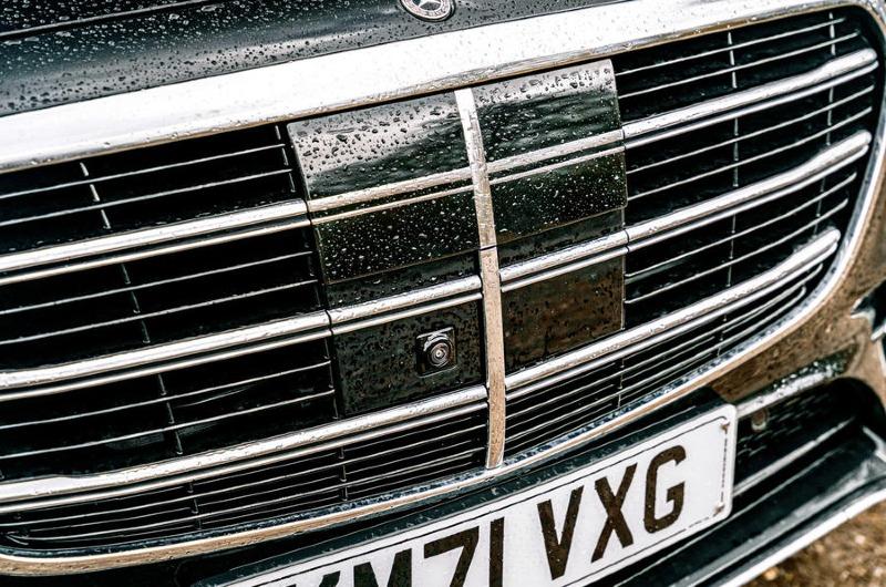 4-mercedes-benz-s-class-2022-road-test-review-front-grille.jpg