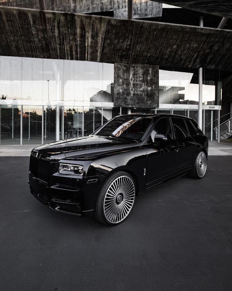 scott-disick-adds-black-rolls-royce-cullinan-rolling-on-forgiato-26s-to-collection_8.jpg