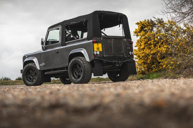 21-twisted-defender-ev-2022-uk-first-drive-review-static-rear.jpg