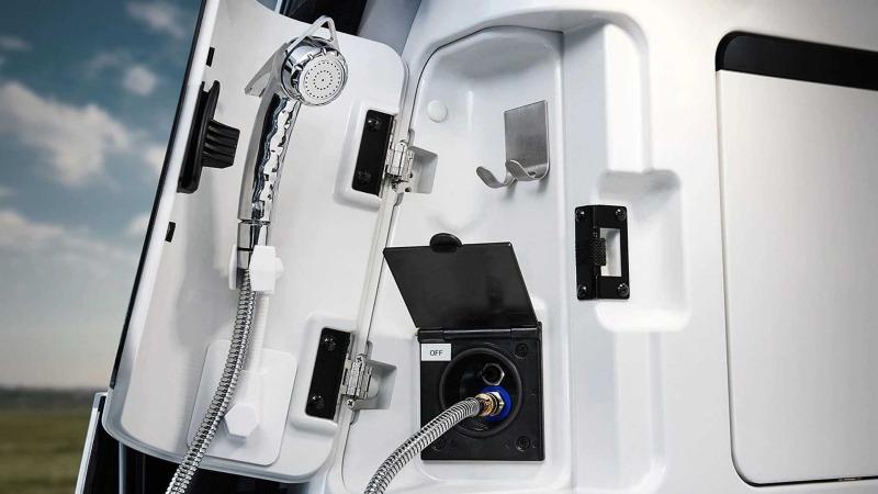 Hyundai_Staria_Lounge_Camper_charging_socket_1650354483648.jpg