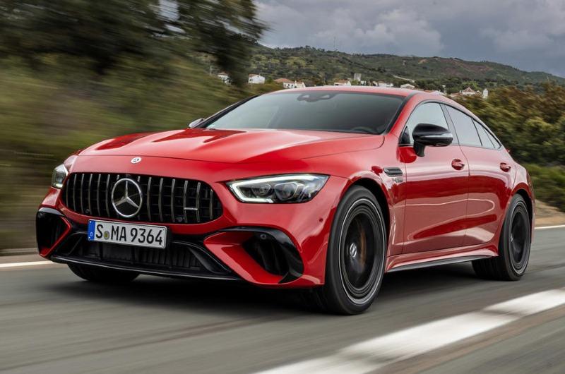 1-mercedes-amg-gt63s-e-2022-review-tracking-front.jpg