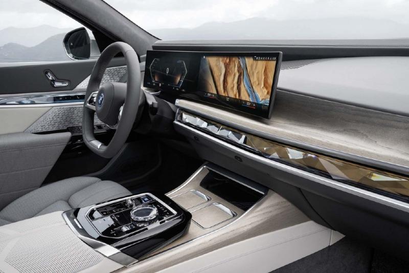 bmw-7-series_100838281_l.jpg