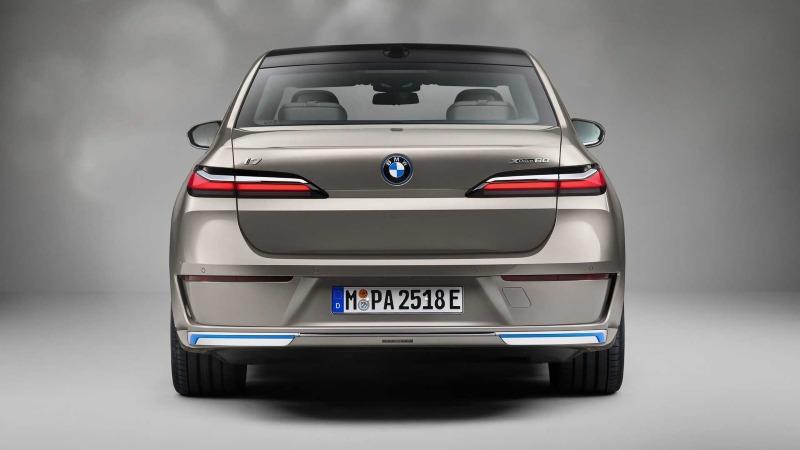 2022-bmw-i7 (3).jpg