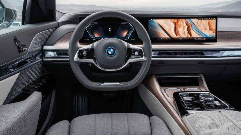 2022-bmw-i7 (9).jpg