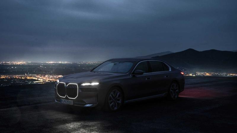 2022-bmw-i7 (47).jpg