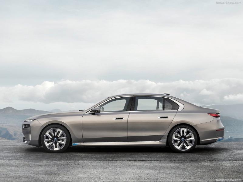 BMW-7-Series-2023-1024-24.jpg