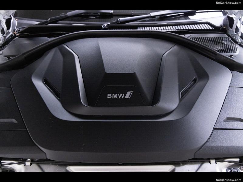 BMW-i4-2022-1024-109.jpg