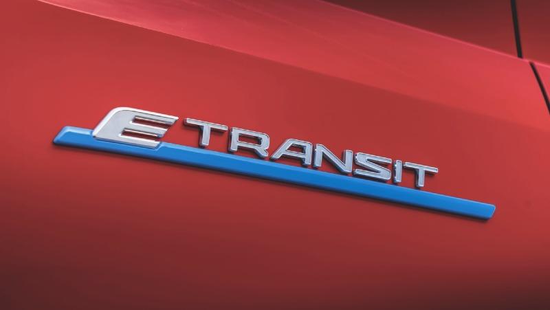 Ford-e-transit-2022-(12)_oozgbv.jpg