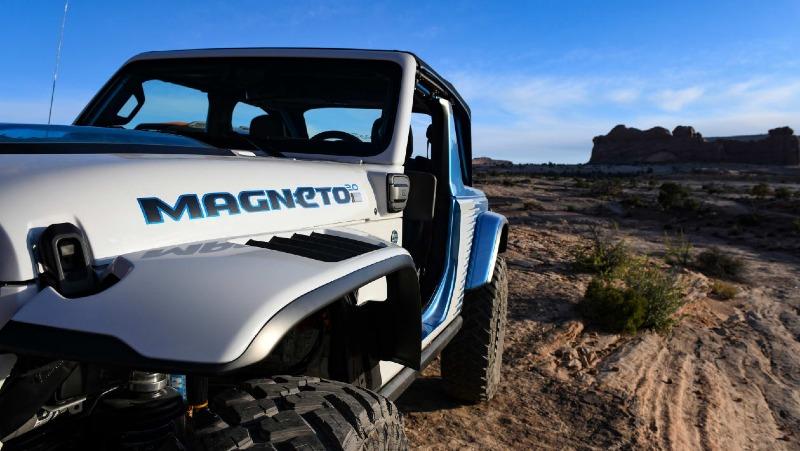 Jeep Magneto 2.0 concept-2.jpg
