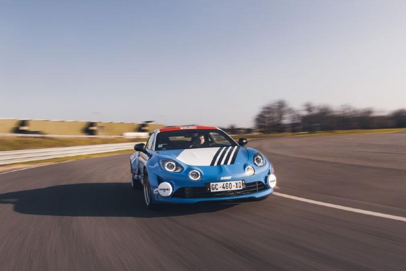 alpine-ravage-groupe-4-la-premiere-01.jpg