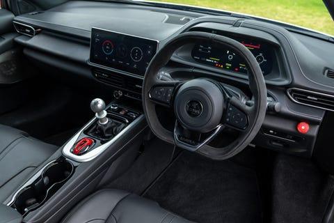 lotus-emira-vp-3480-1646665083.jpg