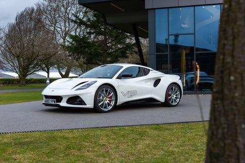 lotus-emira-vp-7612-1646665085.jpg