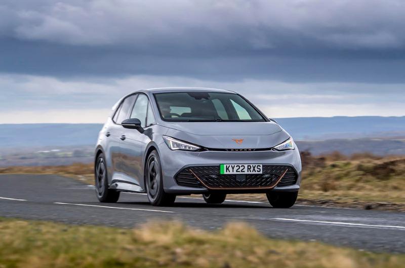 2_cupra_born_58kwh_front_corner.jpg