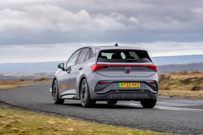 4_cupra_born_58kwh_rear_corner.jpg