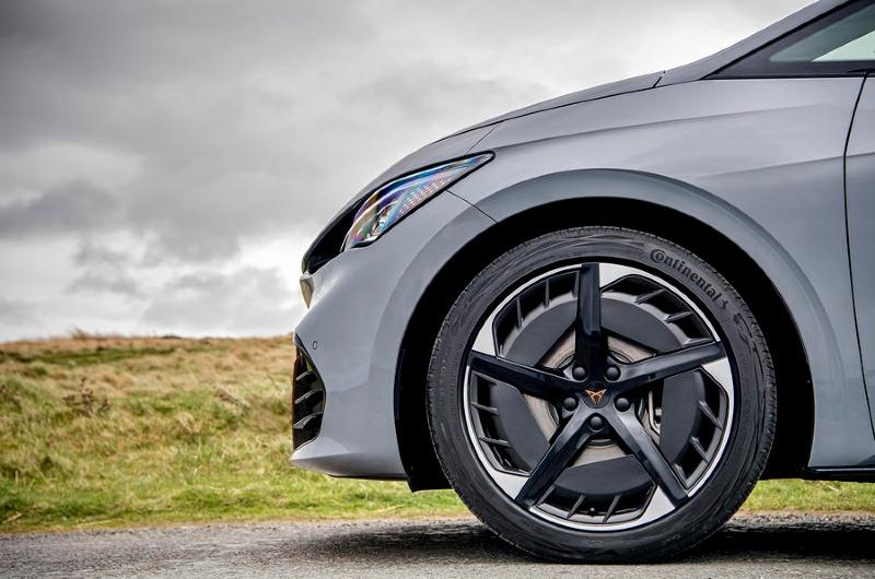 13_cupra_born_58kwh_wheel.jpg