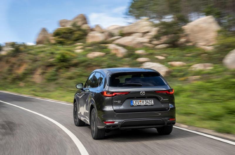 98-mazda_cx_60_machine_grey_rear-tracking.jpg