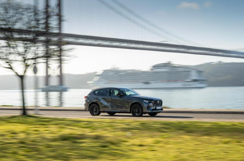 93-mazda_cx_60_machine_grey_pan_0.jpg