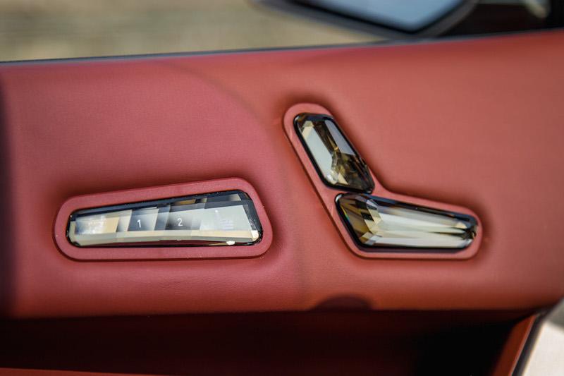 ix-seat-glass.jpg