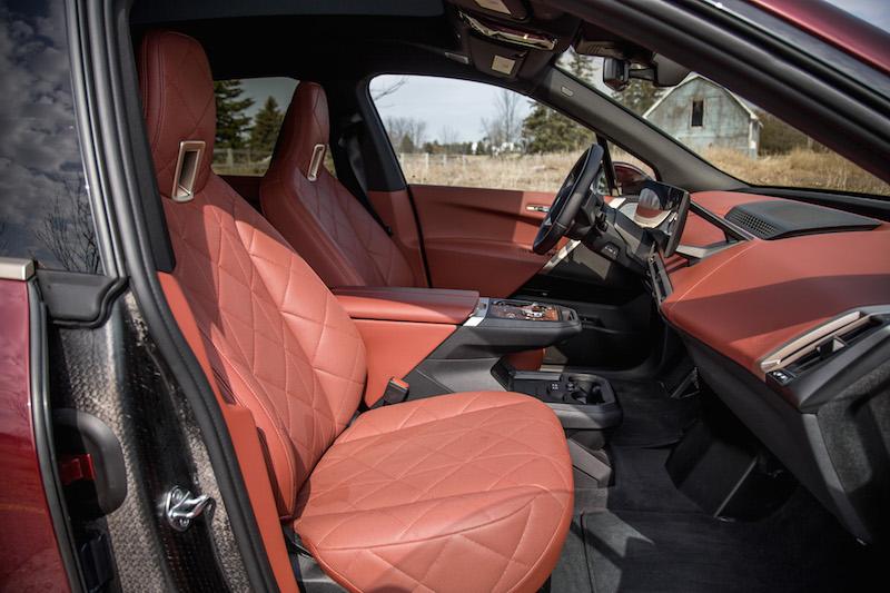 ix-front-seats.jpg