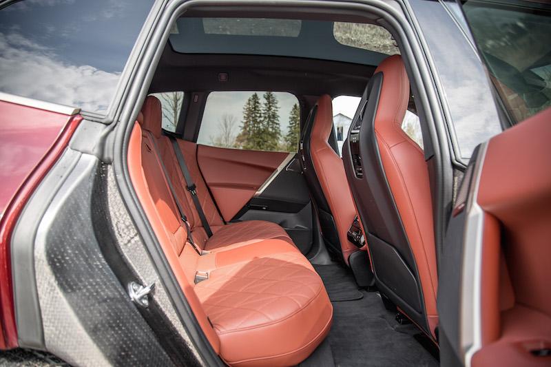 ix-rear-seats.jpg