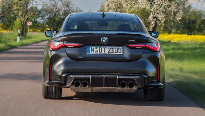 BMW m4 manual-7.jpg