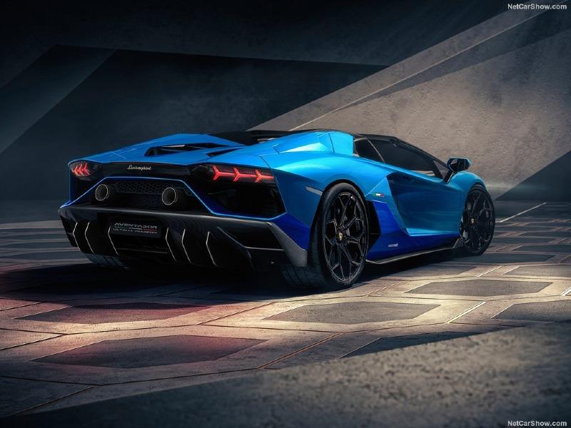 Lamborghini-Aventador_LP780-4_Ultimae_Roadster-2022-1024-18.jpg