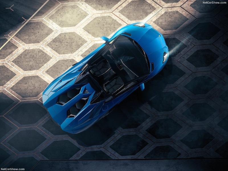 Lamborghini-Aventador_LP780-4_Ultimae_Roadster-2022-1024-22.jpg