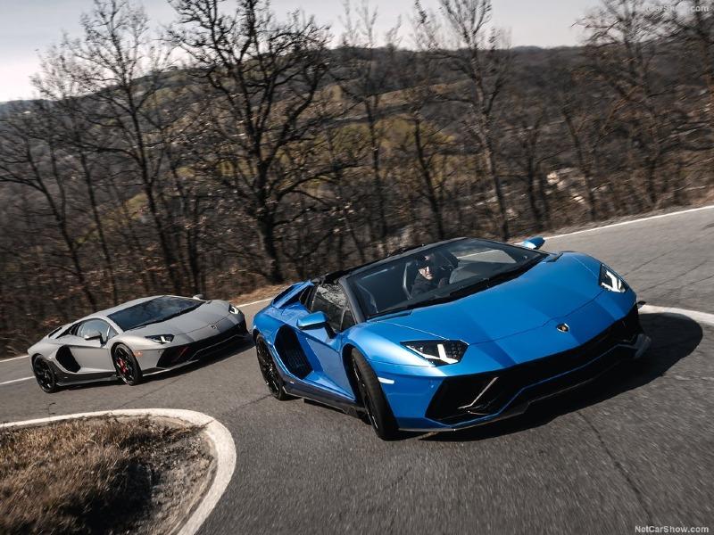 Lamborghini-Aventador_LP780-4_Ultimae_Roadster-2022-1024-29.jpg