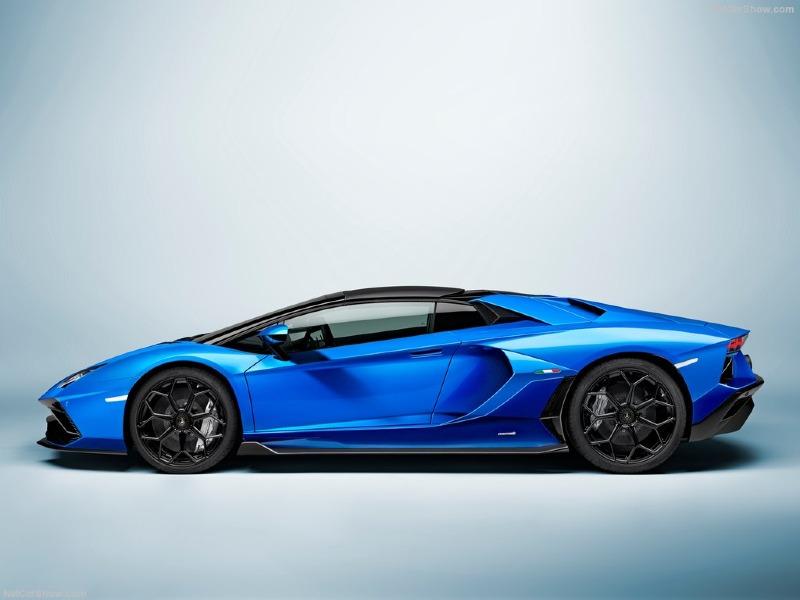 Lamborghini-Aventador_LP780-4_Ultimae_Roadster-2022-1024-32.jpg