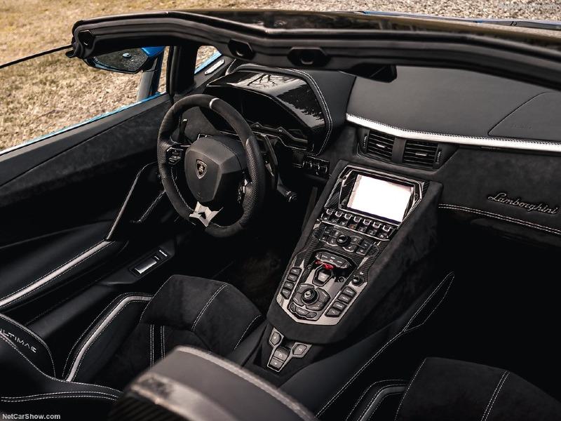 Lamborghini-Aventador_LP780-4_Ultimae_Roadster-2022-1024-38.jpg