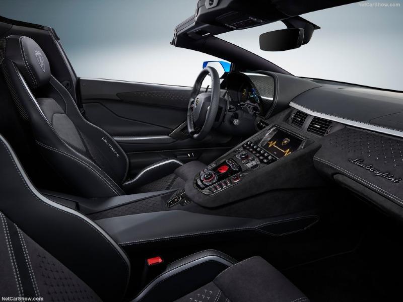 Lamborghini-Aventador_LP780-4_Ultimae_Roadster-2022-1024-40.jpg