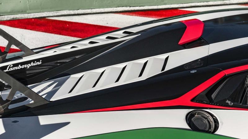 2023-lamborghini-huracan-gt3-evo2 (27).jpg