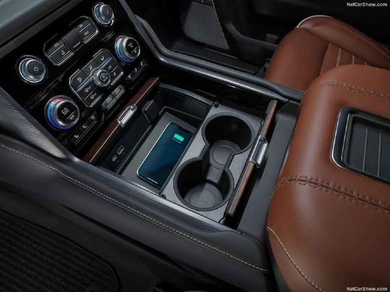 GMC-Yukon_Denali_Ultimate-2023-1024-05.jpg