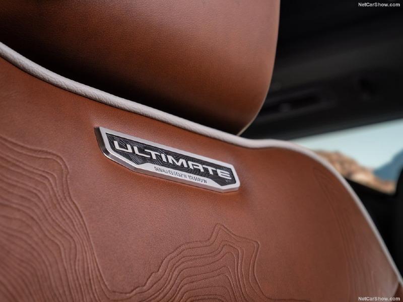 GMC-Yukon_Denali_Ultimate-2023-1024-09.jpg