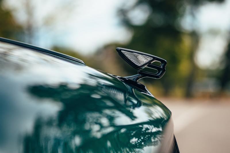 2021-Bentley-Flying-Spur-Hybrid_11.jpg