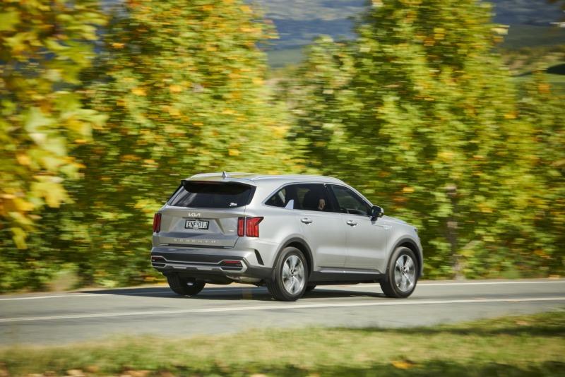 Kia-Sorento-HEV-7.jpg