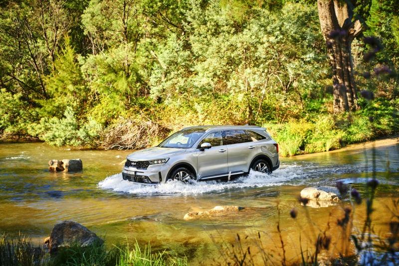 Kia-Sorento-HEV-10.jpg