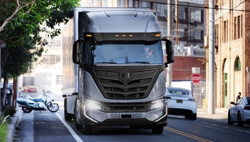 Nikola-Tre-battery-electric-Class-8-truck-1.jpeg