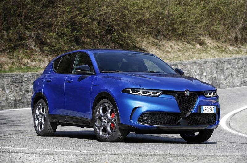 16-alfa-romeo-tonale-2022-first-drive-front-corner.jpg