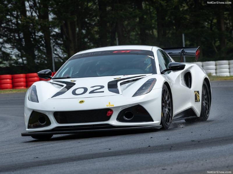 Lotus-Emira_GT4-2023-1024-03.jpg