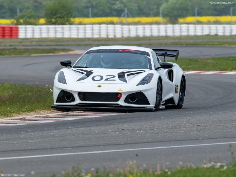 Lotus-Emira_GT4-2023-1024-04.jpg