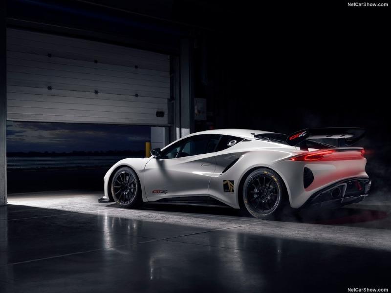 Lotus-Emira_GT4-2023-1024-08.jpg