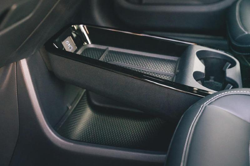 019ford-mustang-mach-e-gt-interior-2022_0.jpg
