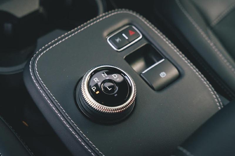 020ford-mustang-mach-e-gt-switches-2022_0.jpg