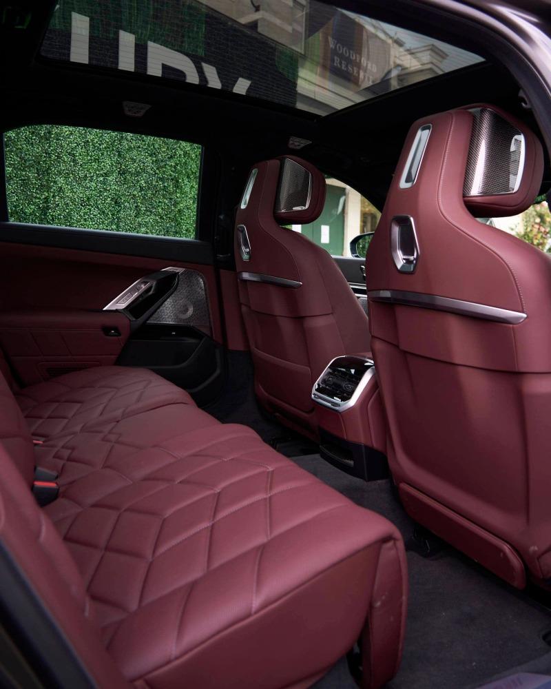 bmw-i7-7-series-56.jpg