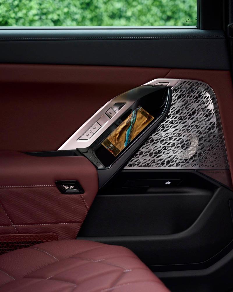 bmw-i7-7-series-57.jpg