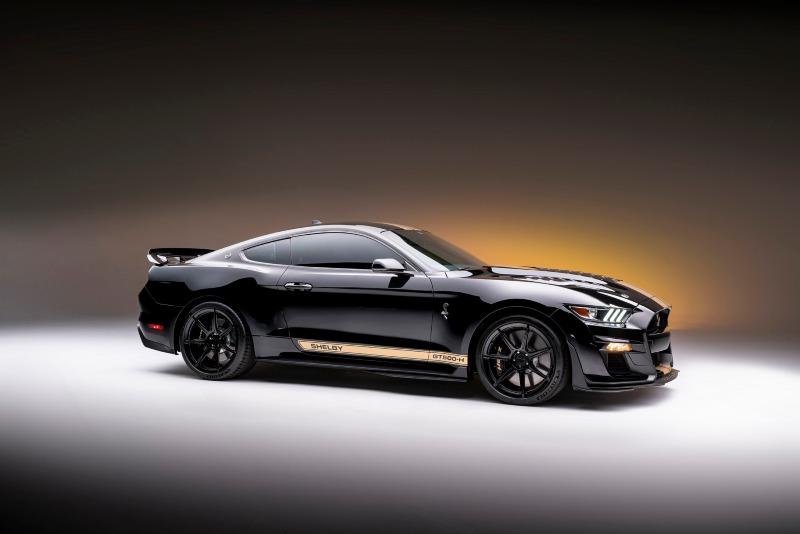 2022-Shelby-Hertz-Mustangs-9.jpg