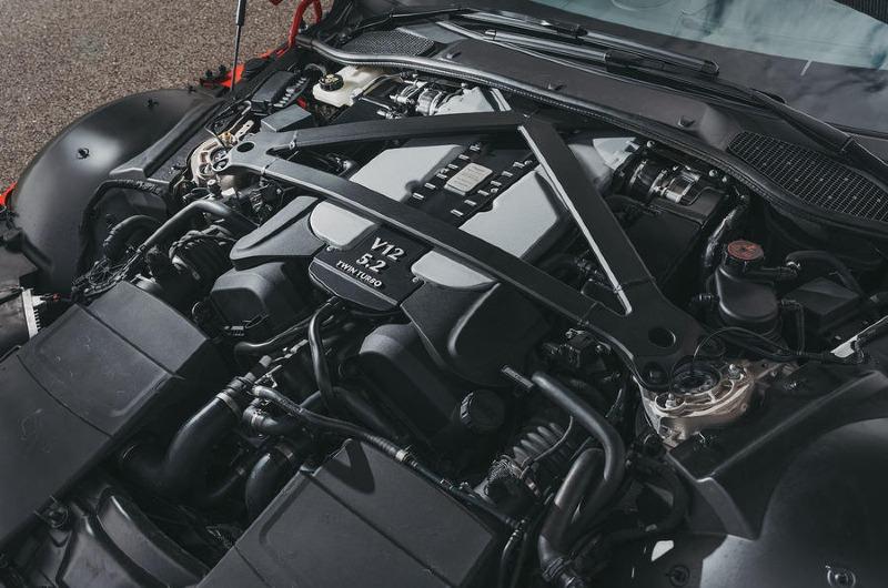 042-aston-martin-vatage-v12-engine-2022.jpg